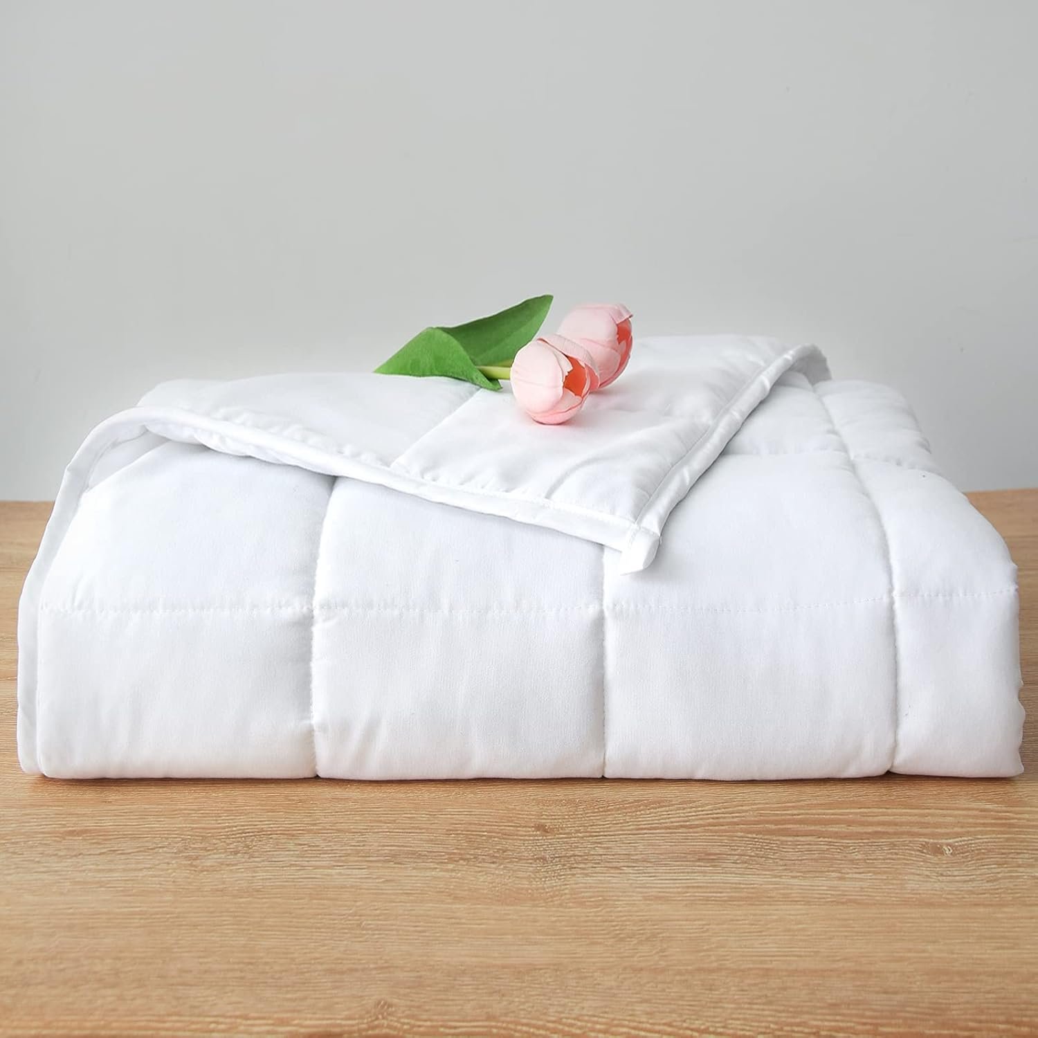 Weighted Blanket 15lbs Queen Size White 60″x80″ Weighted Blankets for Adults Heavy Blanket are Comfortable and Cozy